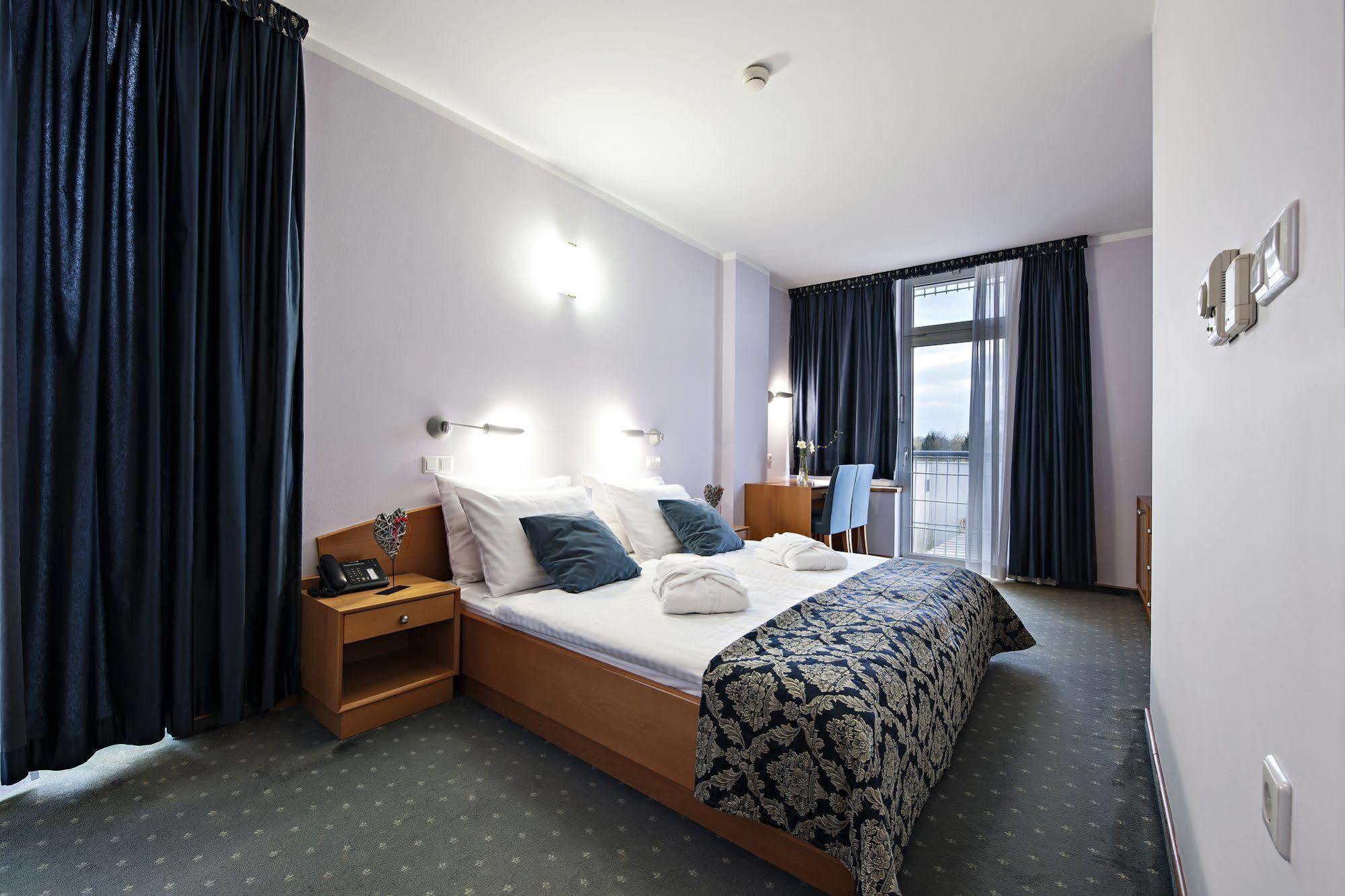 Hotel Izvir - Sava Hotels & Resorts Radenci Esterno foto